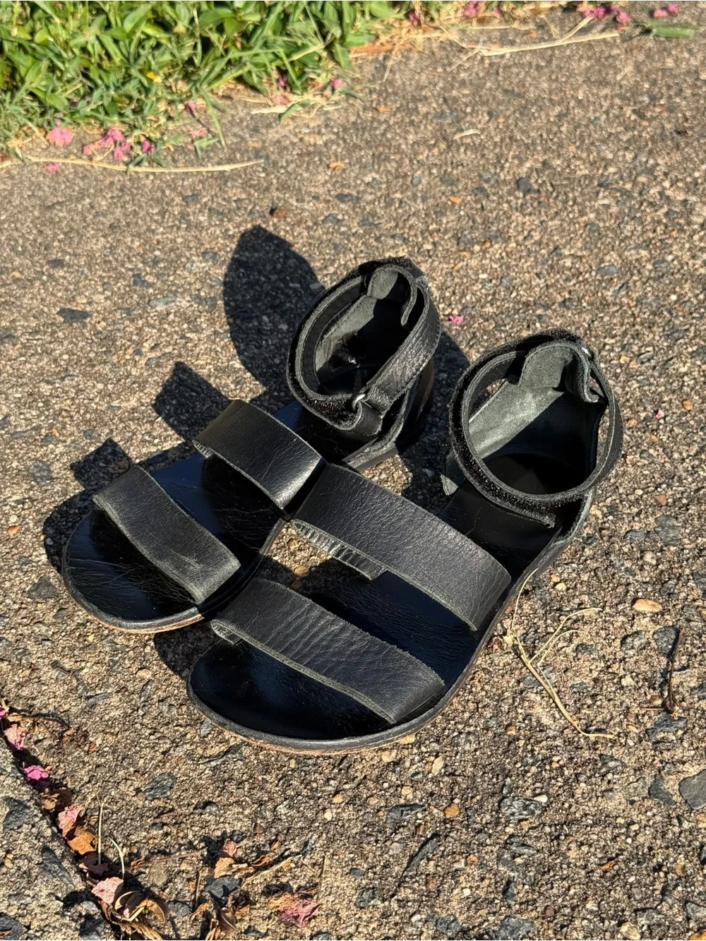 Bonpoint Paris Black Leather Ankle Strap Sandals EU 29 Kids US 11.5–12
